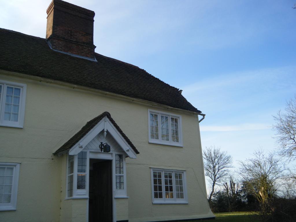 Leggatts Farm Bed & Breakfast Debden Exterior photo
